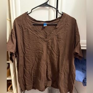 Old Navy vintage tee size large in color brown